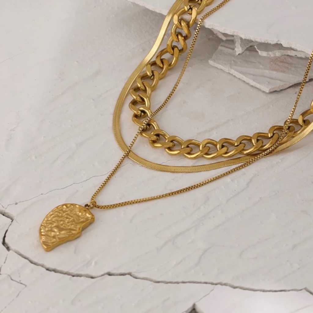 18k Yellow Gold Necklace